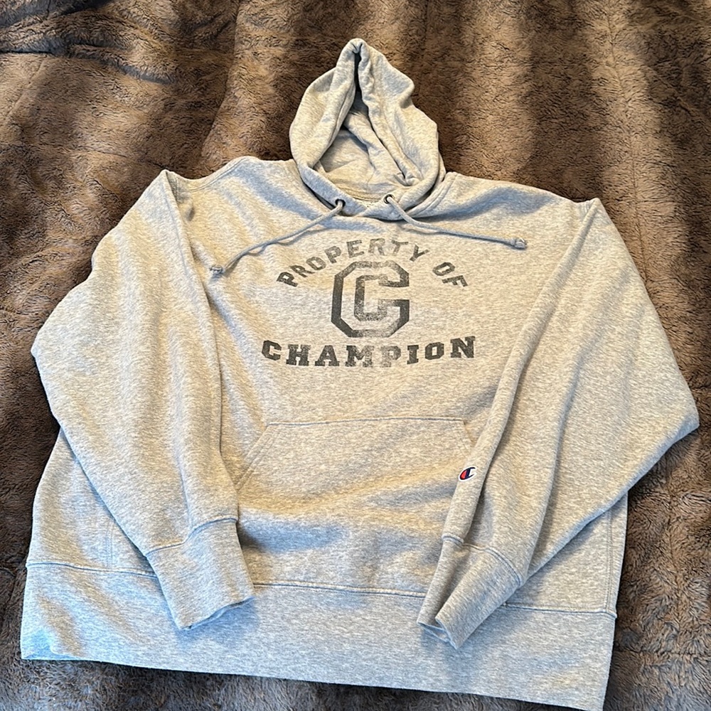 Men’s champion sweatshirt